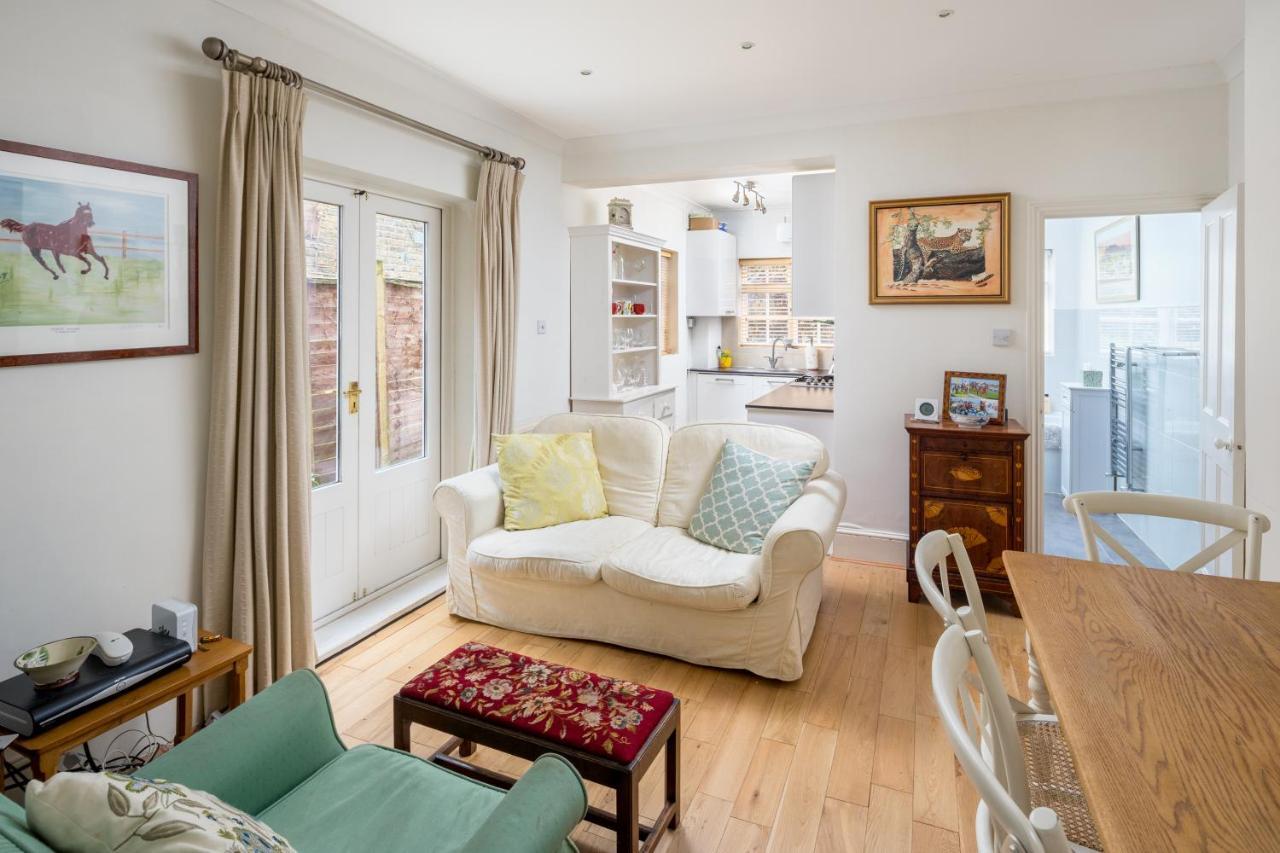 Charming 2br Flat With Patio In Hammersmith * Londra